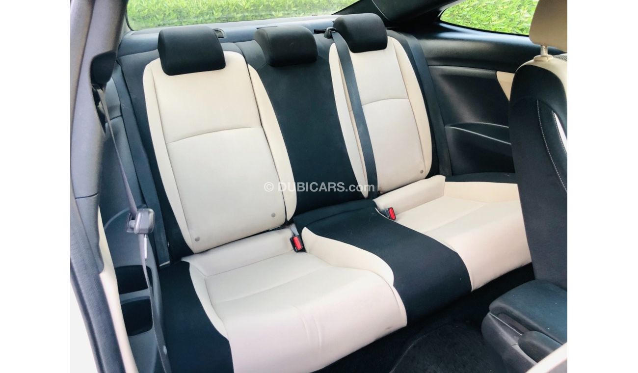 هوندا سيفيك كوبيه موديل 2018 حاله ممتازه جدا من الداخل والخارج كاميرا خلفيه ومدخل اسطوانات وبلوتوث و نفيجشن وراد