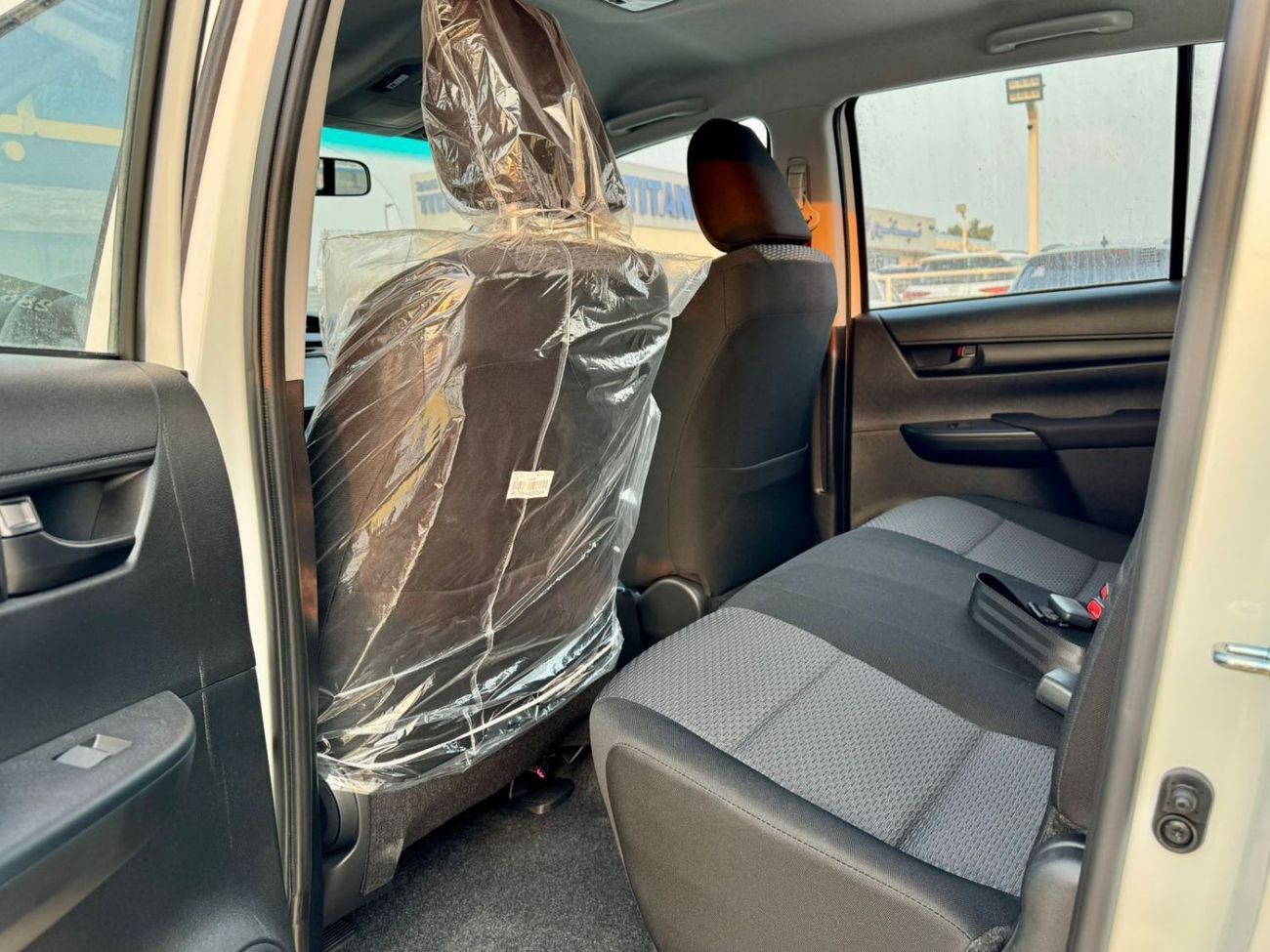 تويوتا هيلوكس GL 2.4L Double Cab