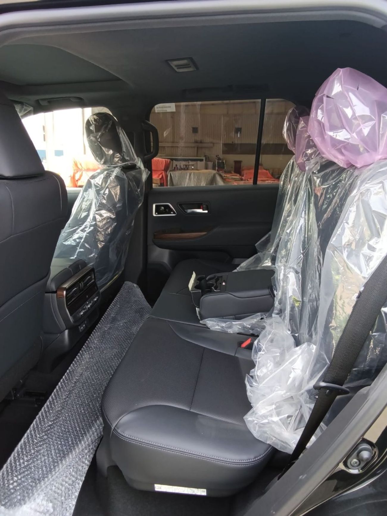 تويوتا لاند كروزر TOYOTA LANDCRUISER 300 3.3L DIESEL 4WD VX AUTO