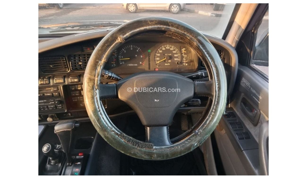 Toyota Land Cruiser TOYOTA LAND CRUISER RIGHT HAND DRIVE (PM1227)