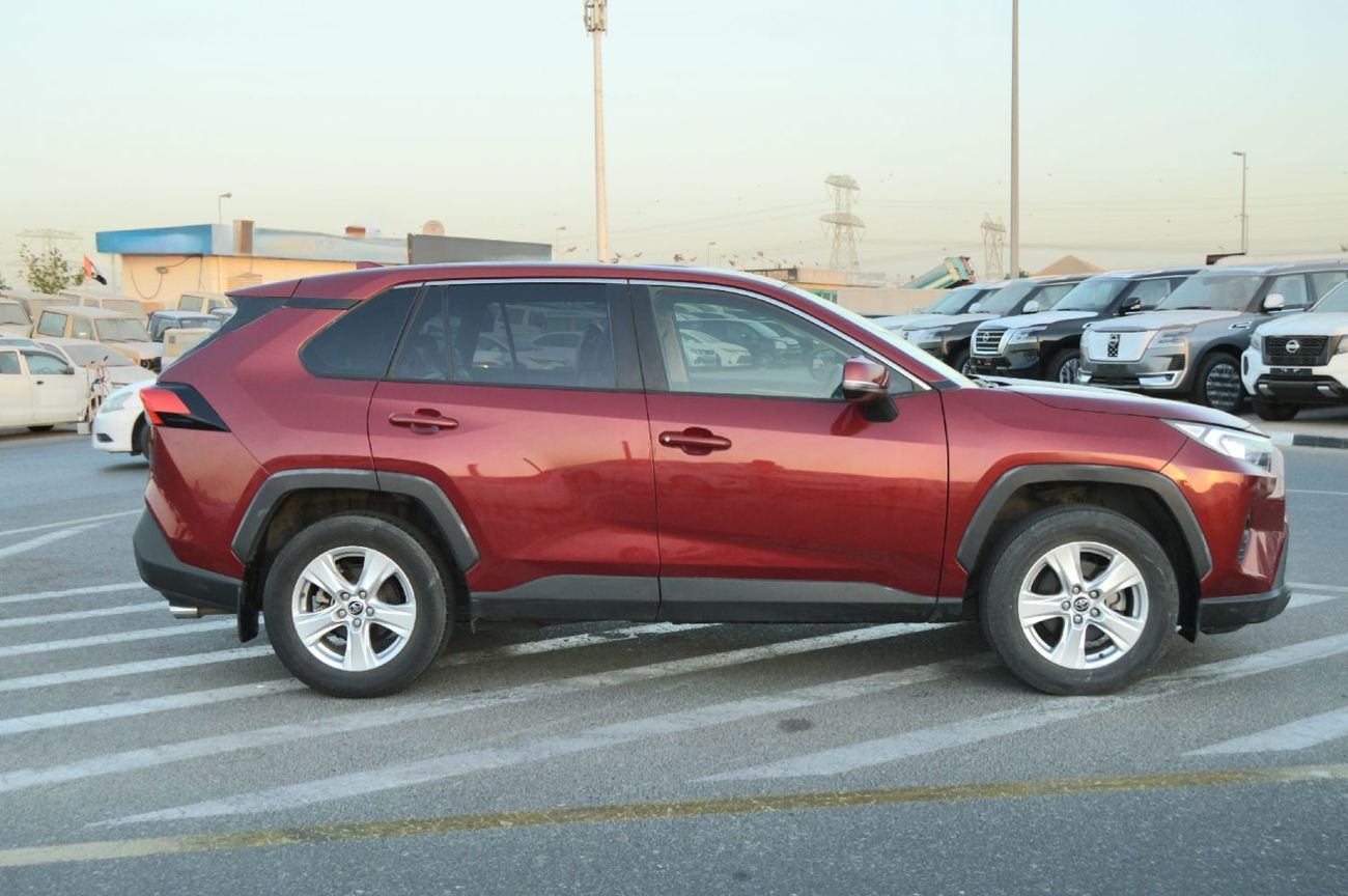 تويوتا راف ٤