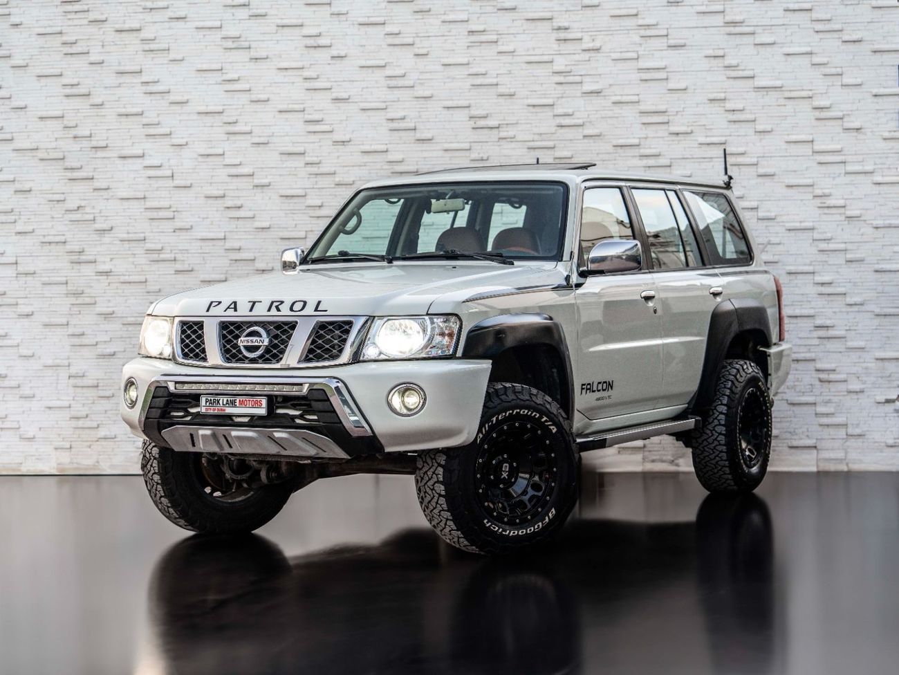 Nissan Patrol Safari Falcon Edition