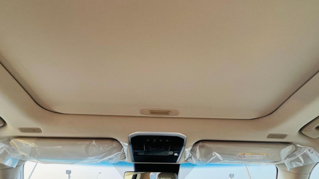 تويوتا لاند كروزر VXR