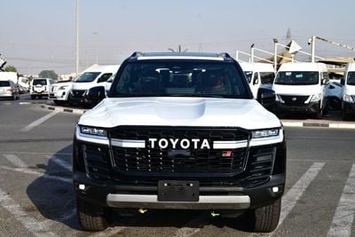 تويوتا لاند كروزر GR SPORT V6 3.3L TWIN TURBO DIESEL AT