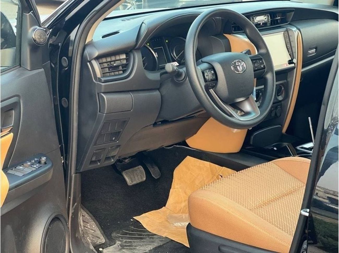 Toyota Fortuner 2.7L SUV 4WD // 2024 // WHIT DVD & BLUETOOTH & CAMERA // SPECIAL OFFER // BY FORMULA AUTO // FOR EXP