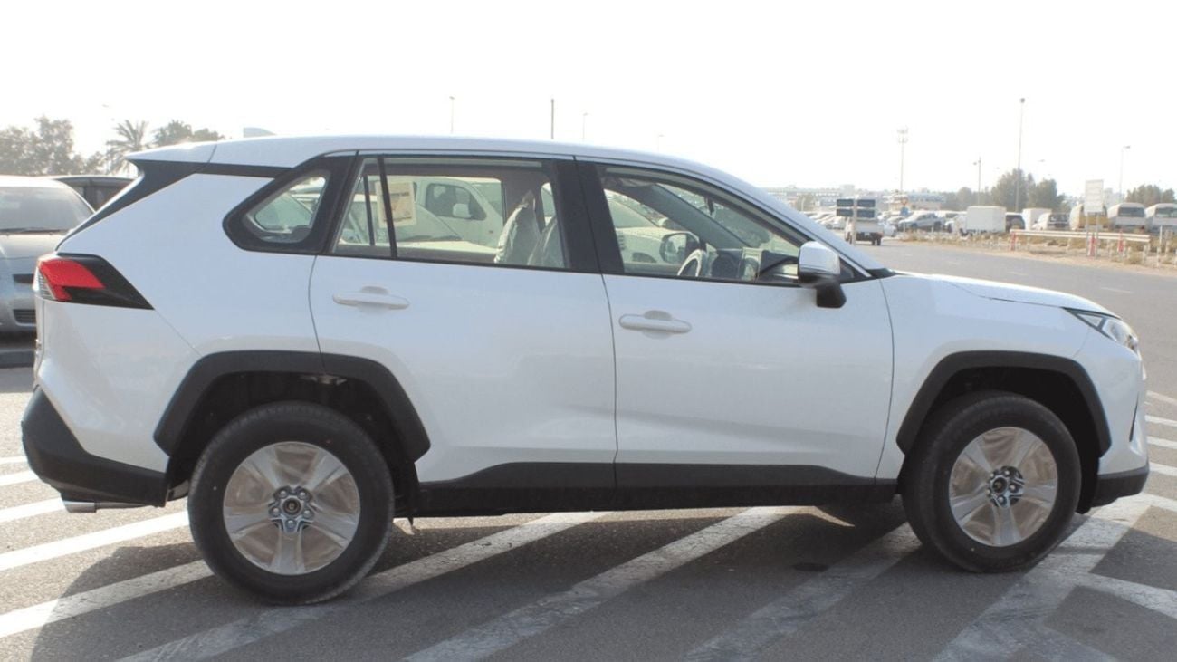 Toyota RAV4 LE RAV4 2.L 4WD 2024