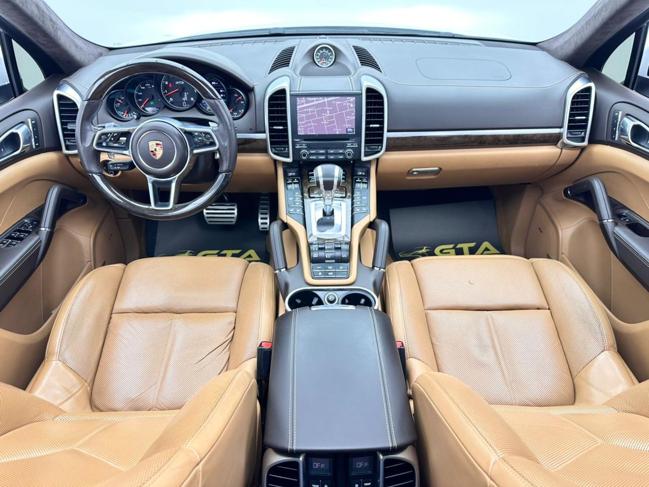 Porsche Cayenne GTS 3.6L 2017 Porsche Cayenne GTS, Fully Loaded, Porsche Full Service History, Excellent Condition, 