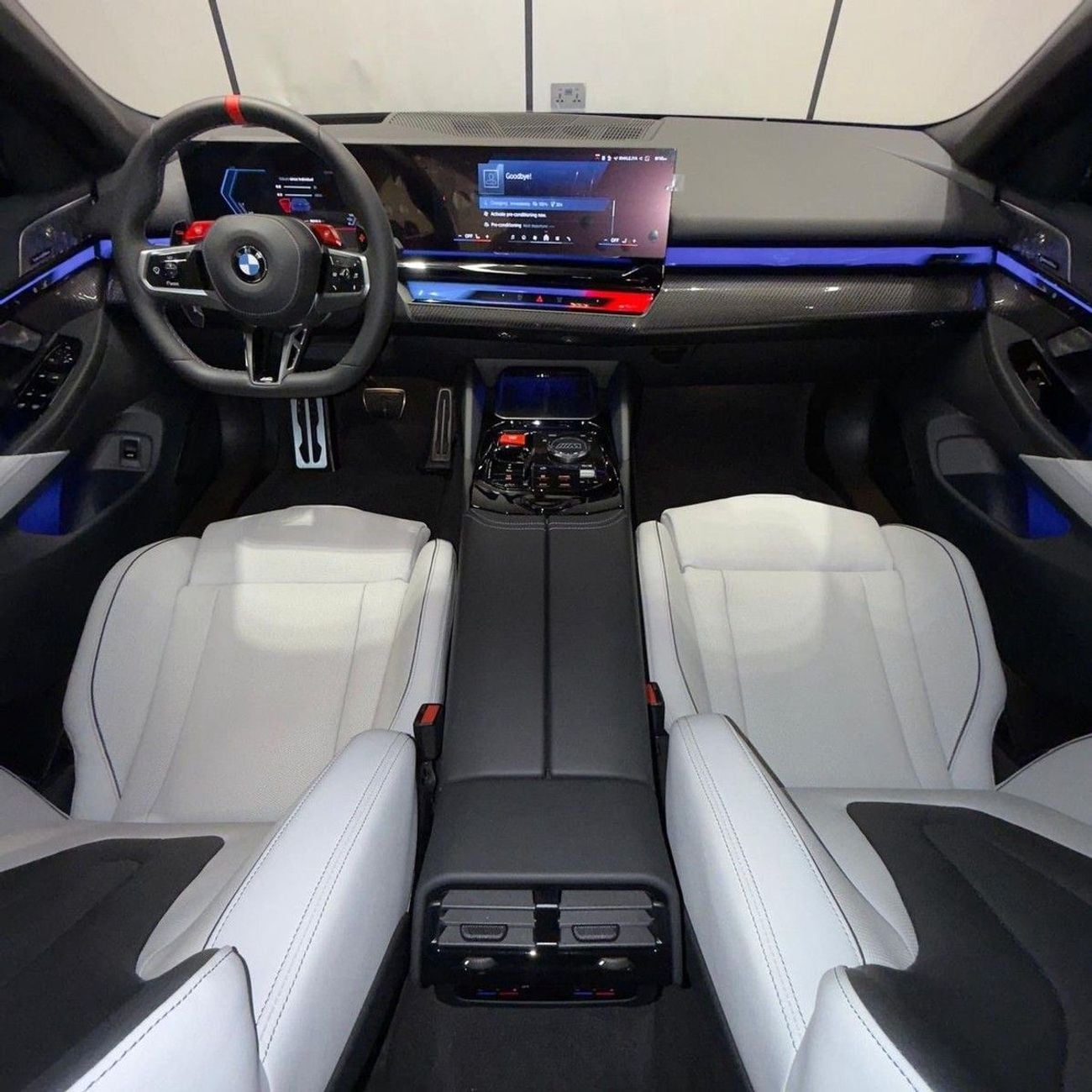 BMW M5 MASTERCLASS BMW 5 Series M5 2026 GCC specs