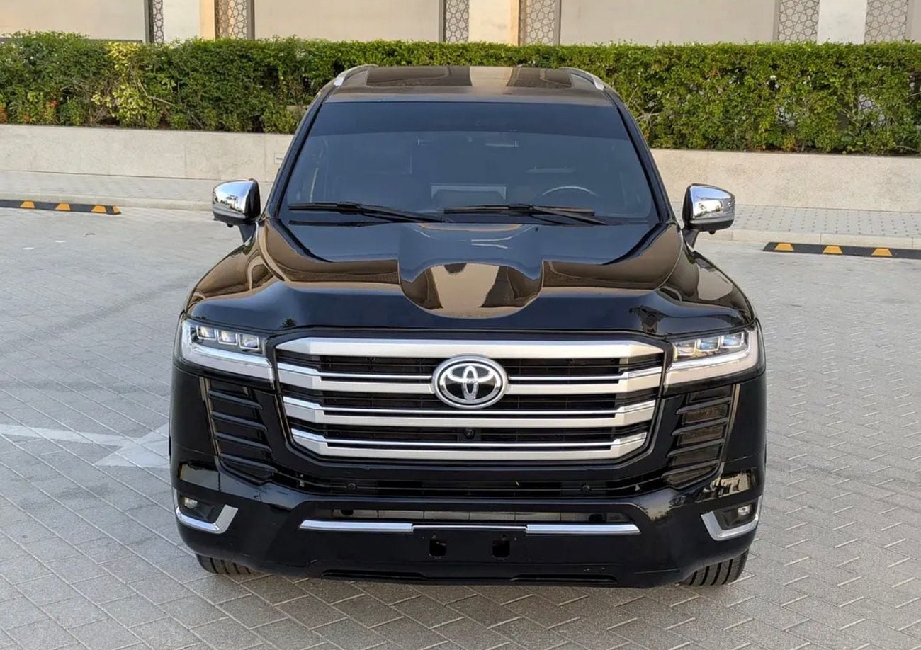 Toyota Land Cruiser GXR 2017 Model Facelift 2025 Shape Exterior and Interior Both Full Option Very Clean and Perfect Con