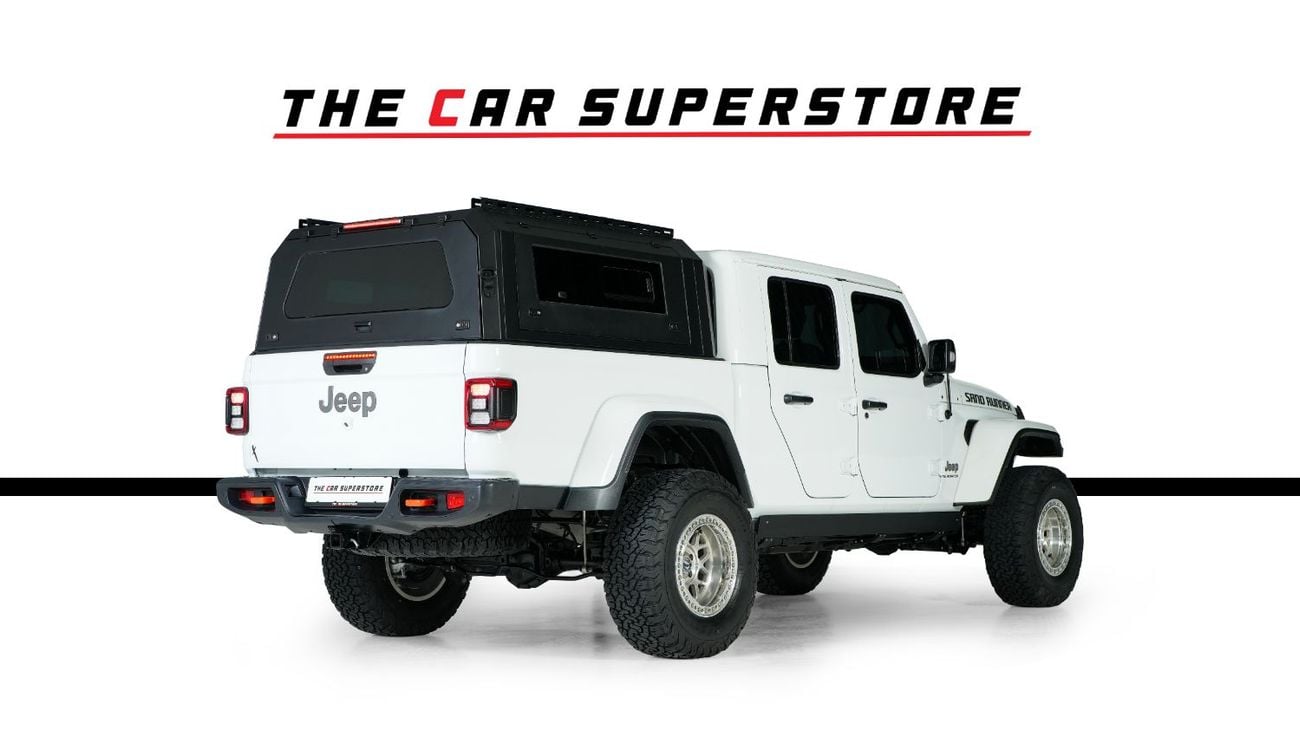 جيب رانجلر Gladiator Sand Runner-GCC-Full Upgrades-KMC Rims-Rear Canopy-Differential Lock