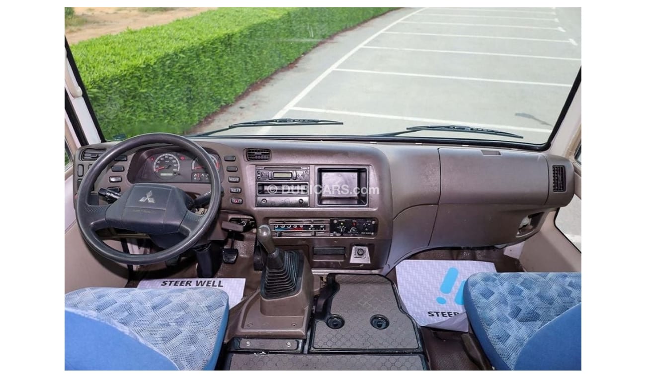 ميتسوبيشي روزا 2019 | Long Body 26 Seater | Manual Transmission - Diesel | GCC - Book Now