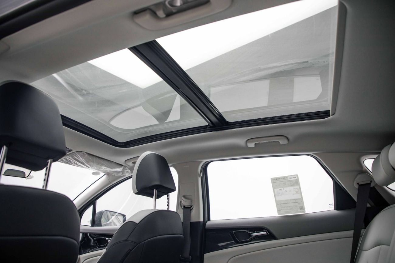 Kia Sportage Premium 1.5L - Grey Inside Grey | Export Only