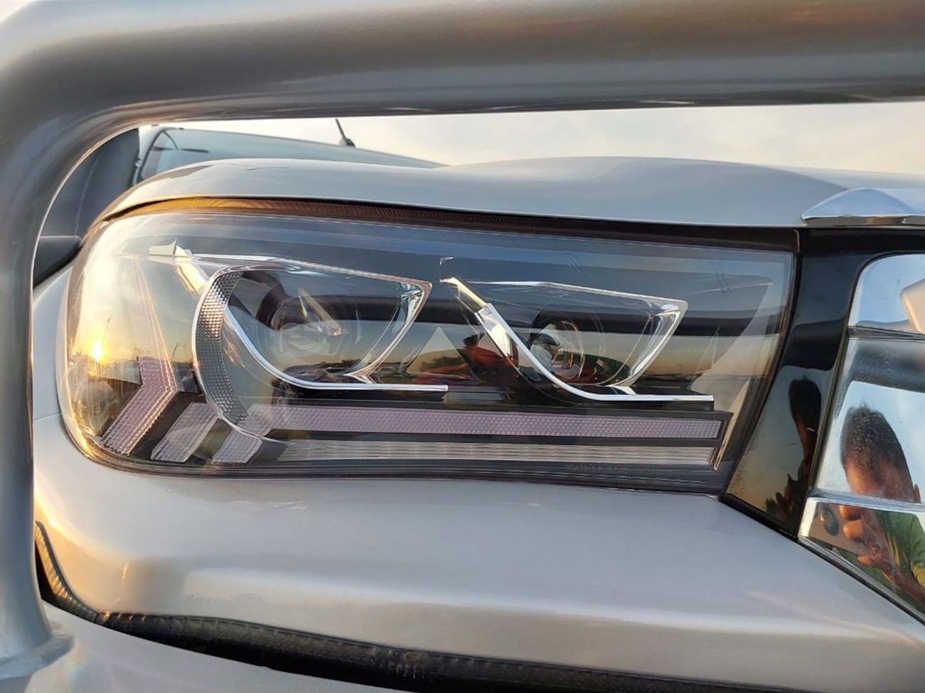 Toyota Hilux TOYOTA HILUX PICKUP RHD 2017 MODEL 2.8 L DIESEL AUTOMATIC(PM94124)