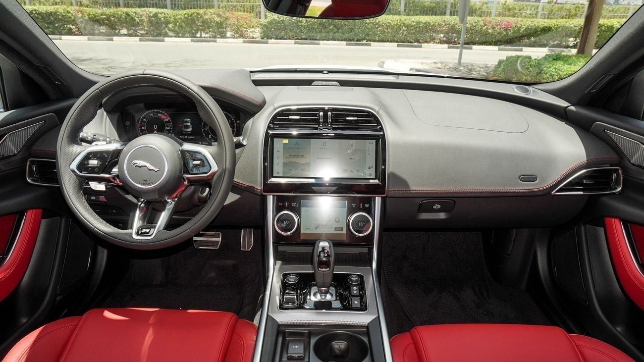 Jaguar XE S P250 R DYNAMIC 2024!! FIVE YEARS WARRANTY!! THREE YEARS SERVICE CONTRACT