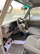 Toyota Land Cruiser Toyota Landcruiser petrol  4x4 II manual transmission II 2009