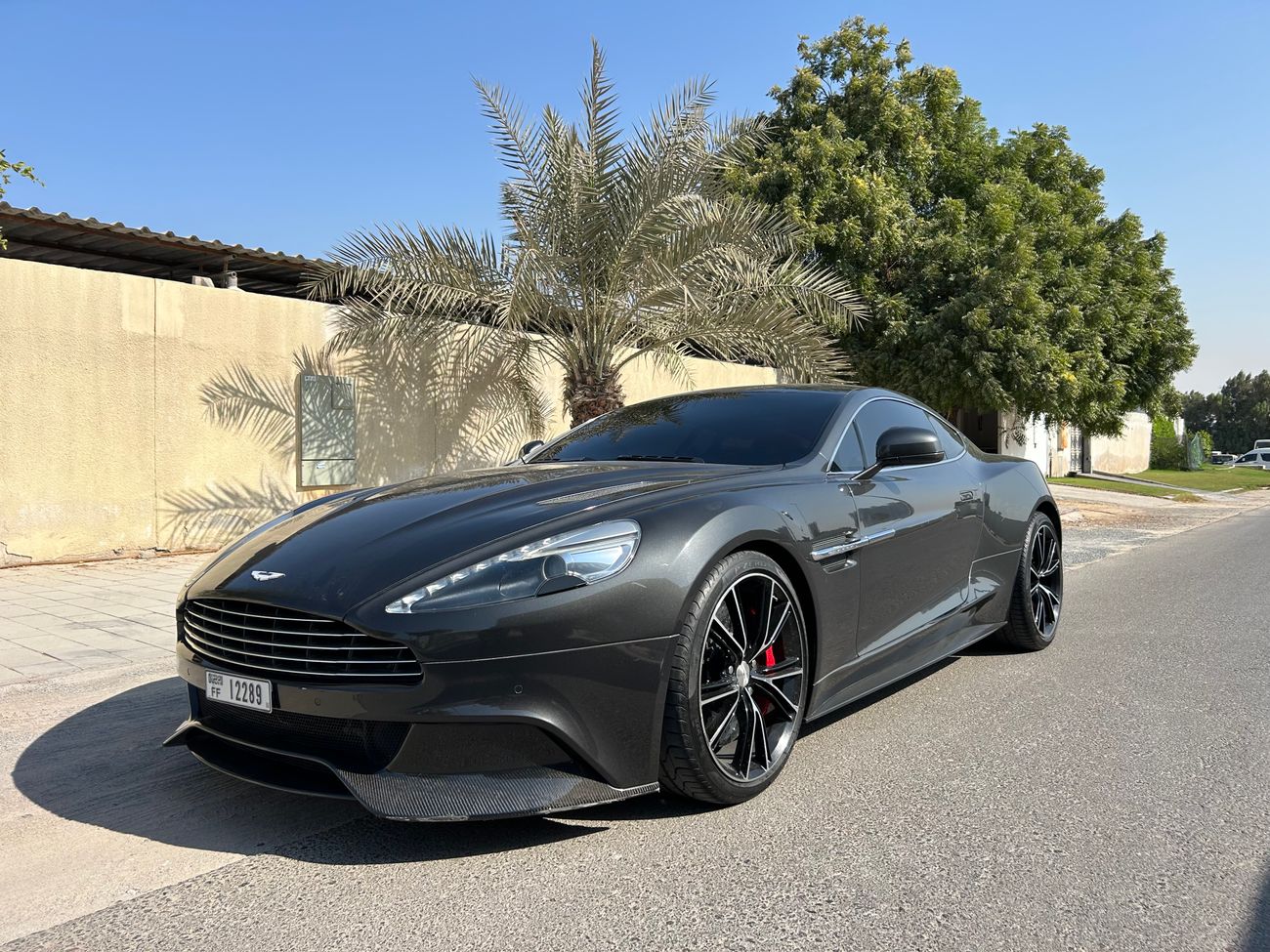 Aston Martin Vanquish