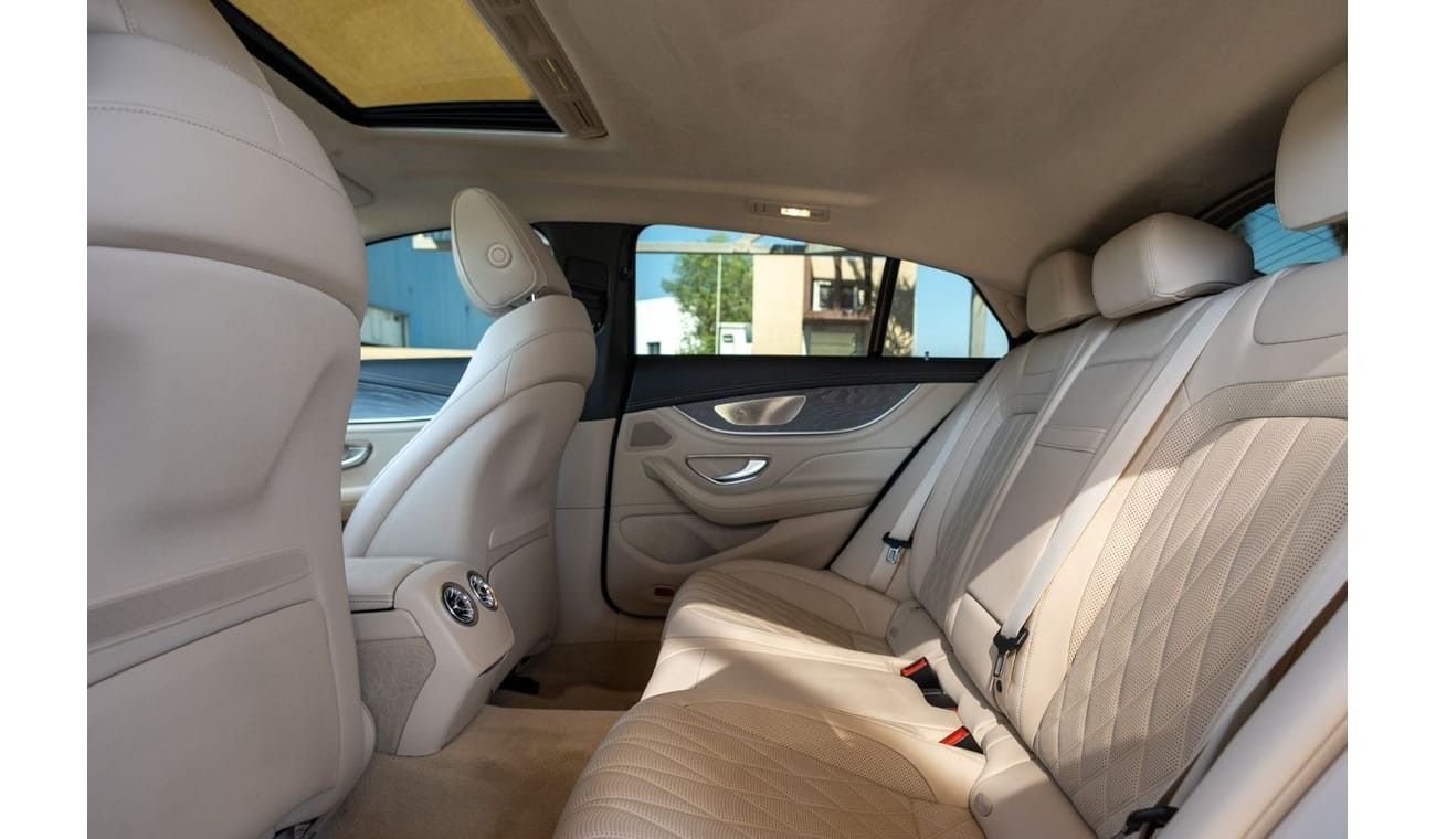 مرسيدس بنز ايه ام جي جي تي 43 Mercedes-Benz GT43 AMG 2019 GCC under Agency Warranty with Flexible Down-Payment.