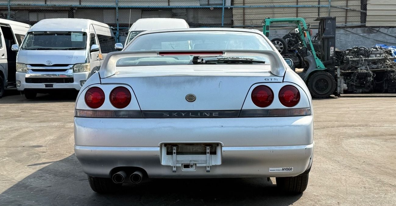Nissan Skyline