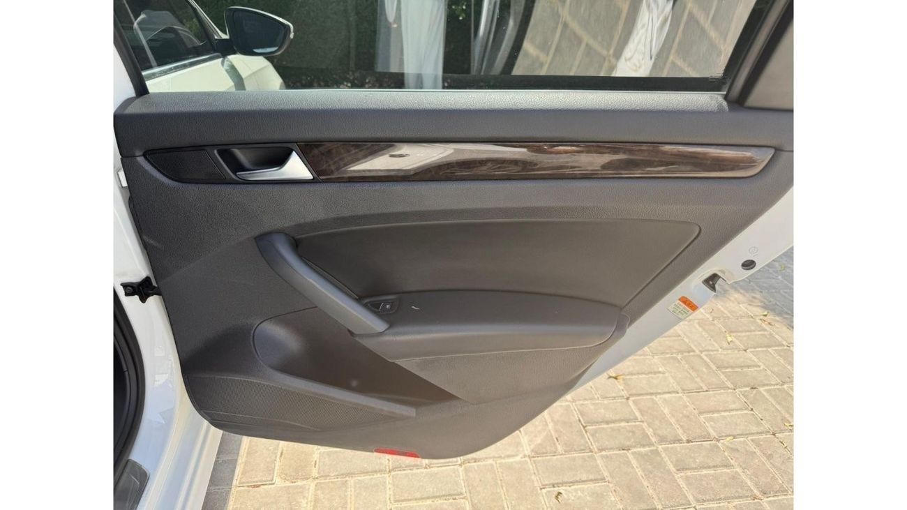 Volkswagen Passat R-Line