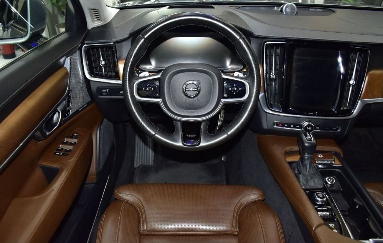 فولفو S90 EXCELLENT DEAL for our Volvo S90 T6 AWD ( 2018 Model ) in Silver Color GCC Specs