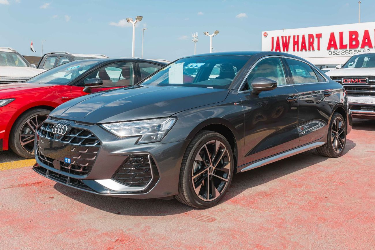 أودي A3 35 TFSI S-LINE Audi A3 1.5T 35 TFSI S-Tronic Sedan 2025 Grey (FOR EXPORT)
