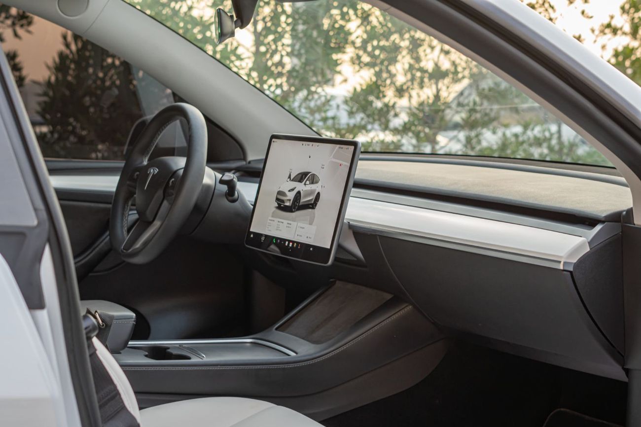 Tesla Model Y Long Range (AWD)