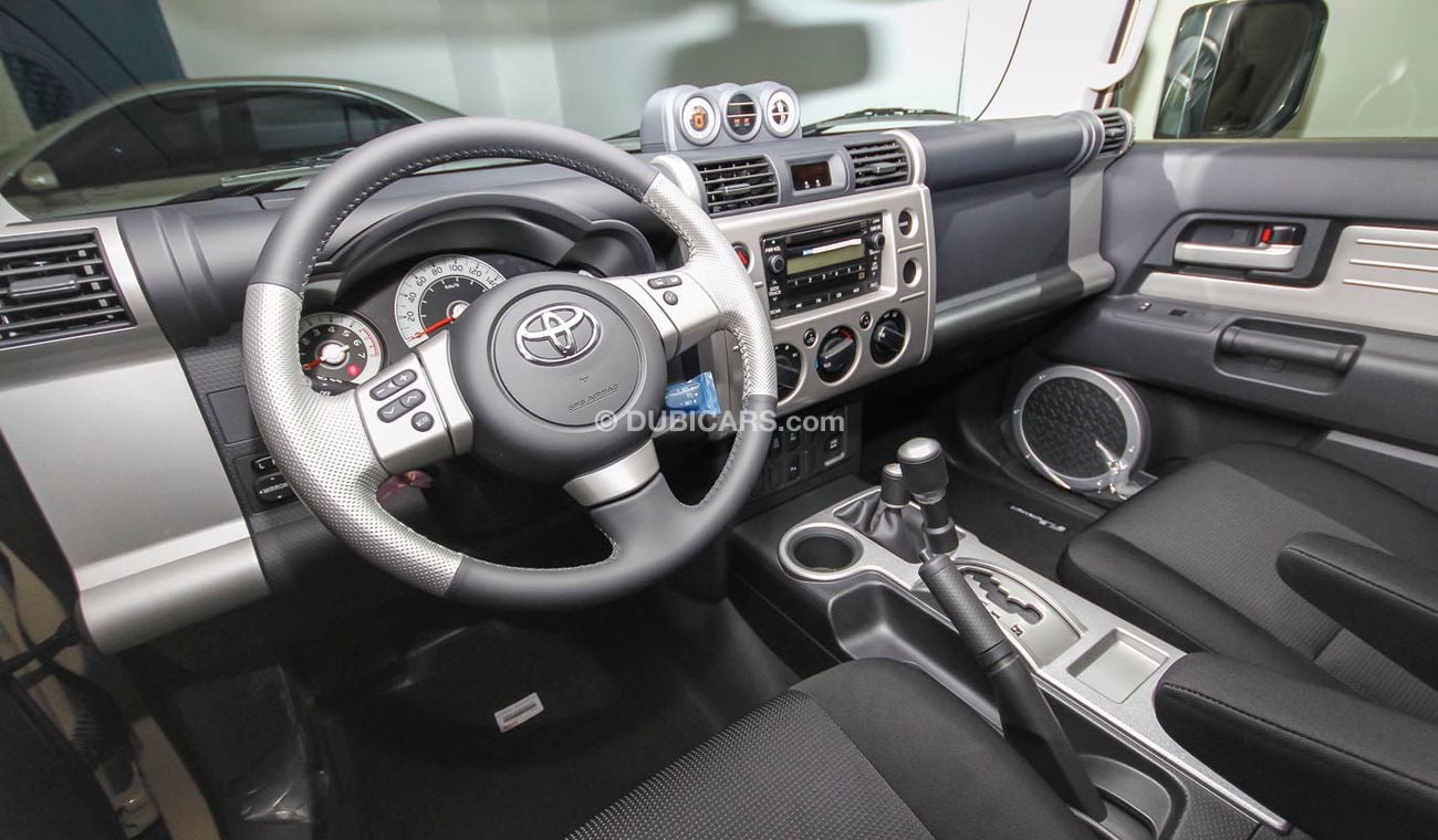 تويوتا إف جي كروزر VXR