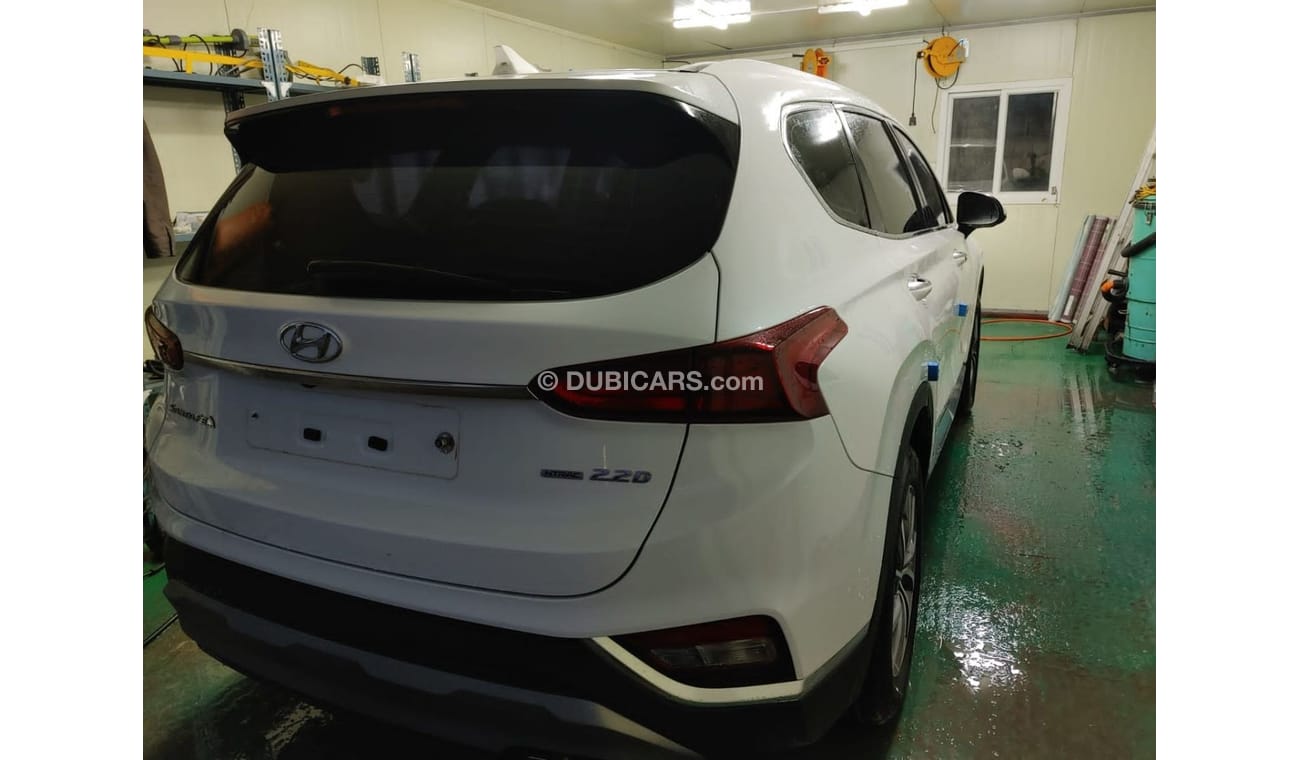 هيونداي سانتا في Hyundai santafe 2020 diesel full option without sunroof