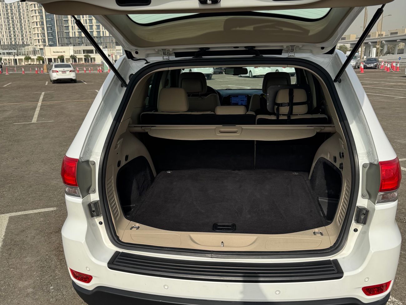 جيب جراند شيروكي