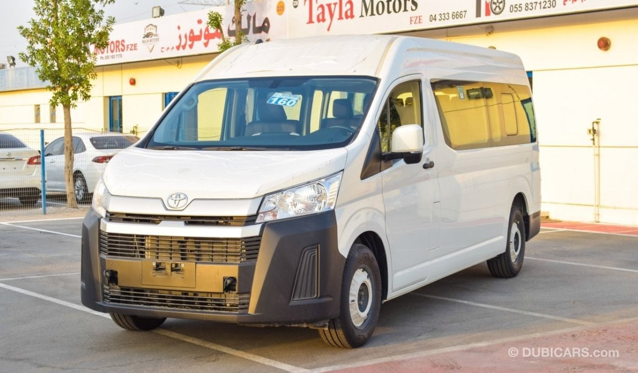 تويوتا هاياس Toyota Hiace Manual Petrol 2022