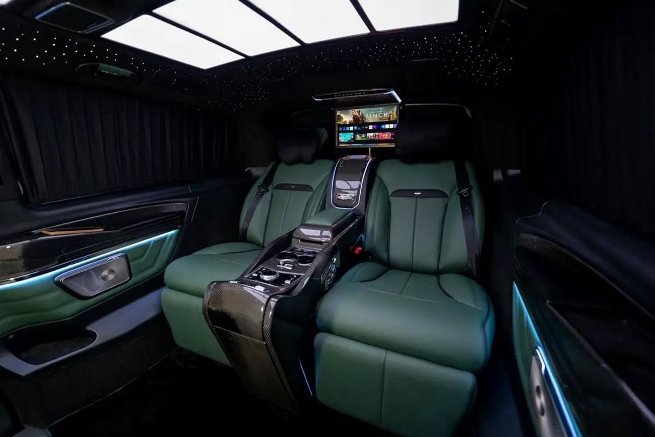 Mercedes-Benz V 300 ARRIVAL MODEL VVIP MERCEDES GCC V300 with ADDITIONAL REAR AC - 2 Years Warranty by VLINE