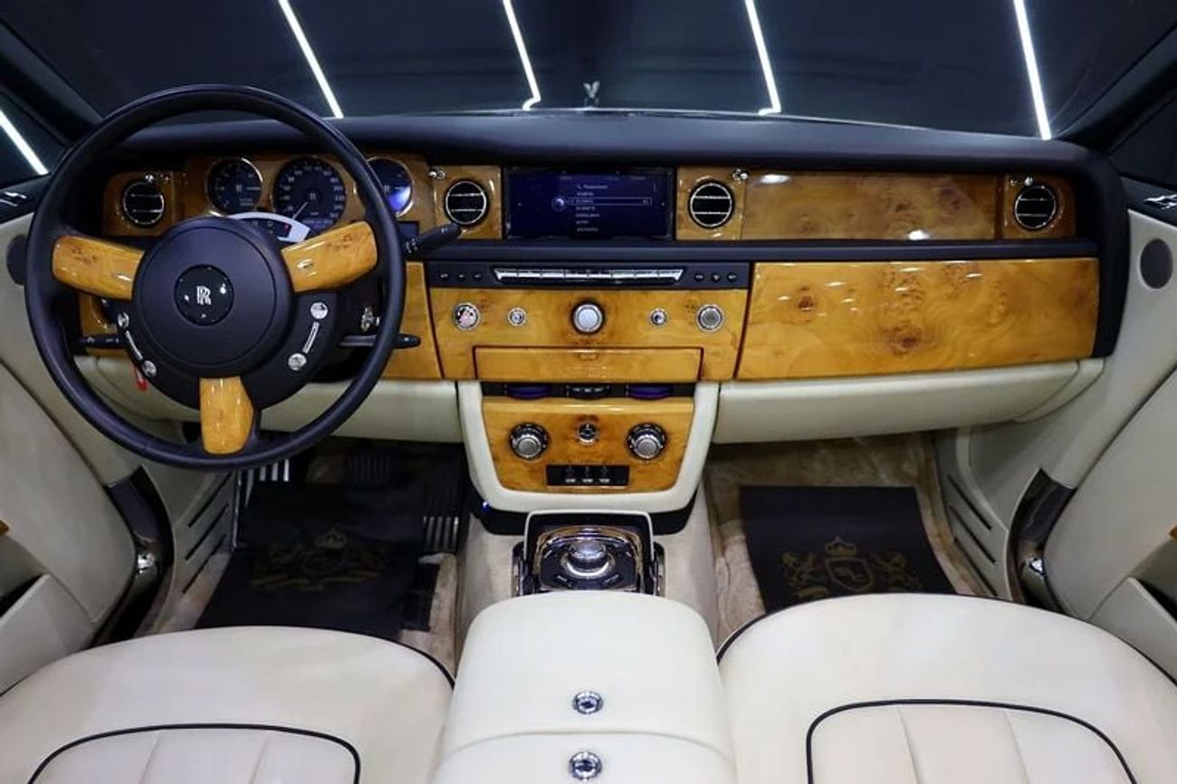 Rolls Royce Phantom COUPE DROPHEAD 2013 Rolls-Royce Phantom Drophead, Brushed Stainless-Steel Bonnet, Teak Yacht Deck, GCC Specs!!