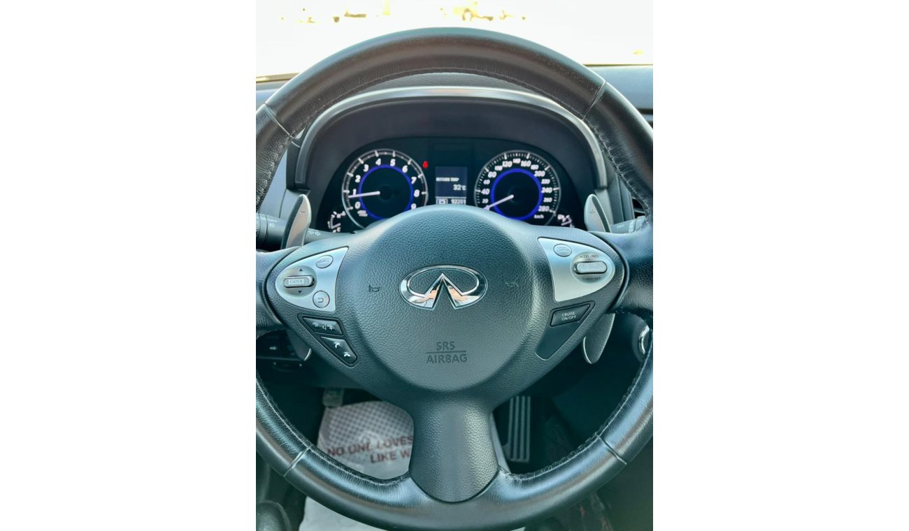 Infiniti QX70 Luxury INFINITI QX70S GCC 2015