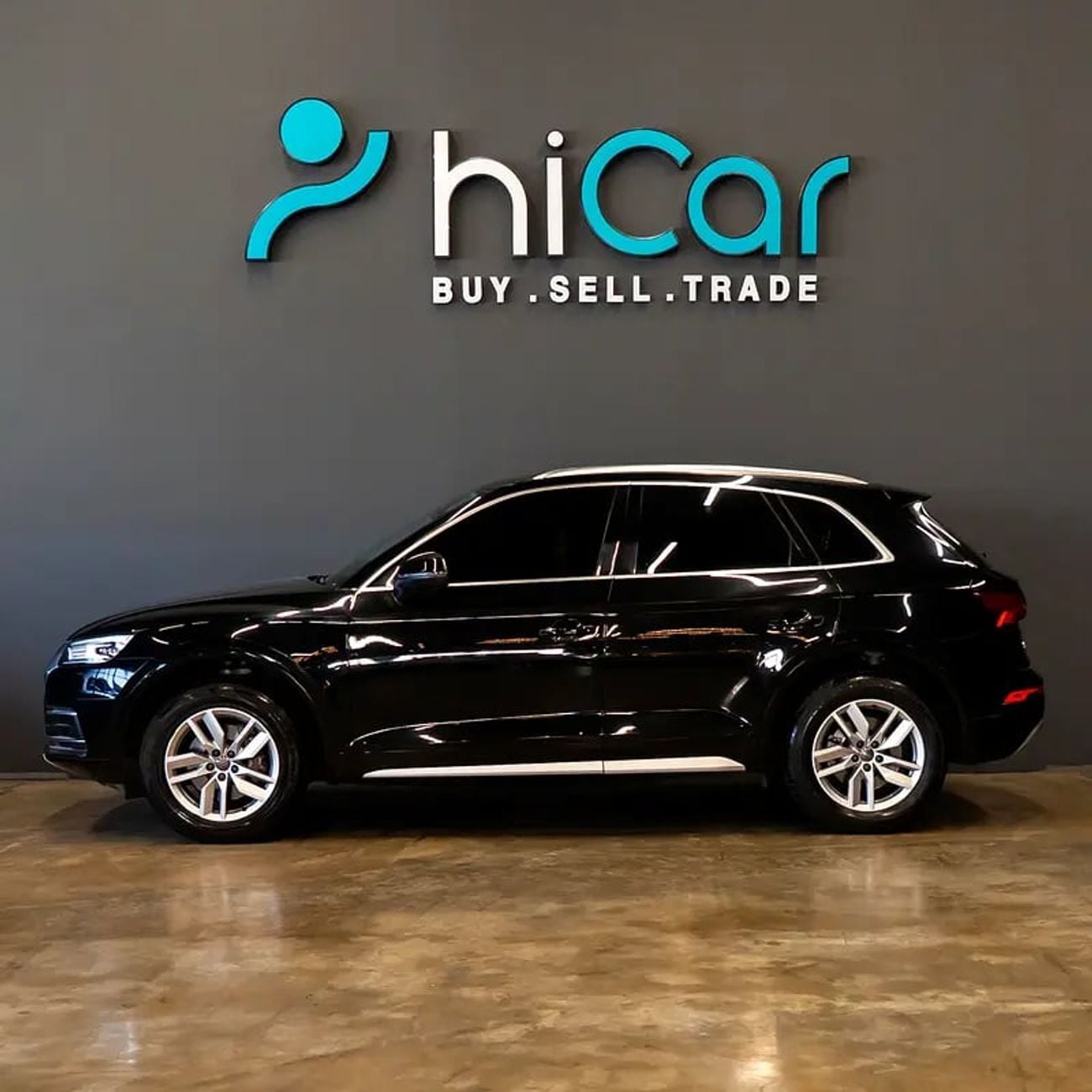 أودي Q5 45 TFSI Quattro Design 2.0L 1,532 pm • 0% Downpayment • 45Tfsi • 1 Year Warranty