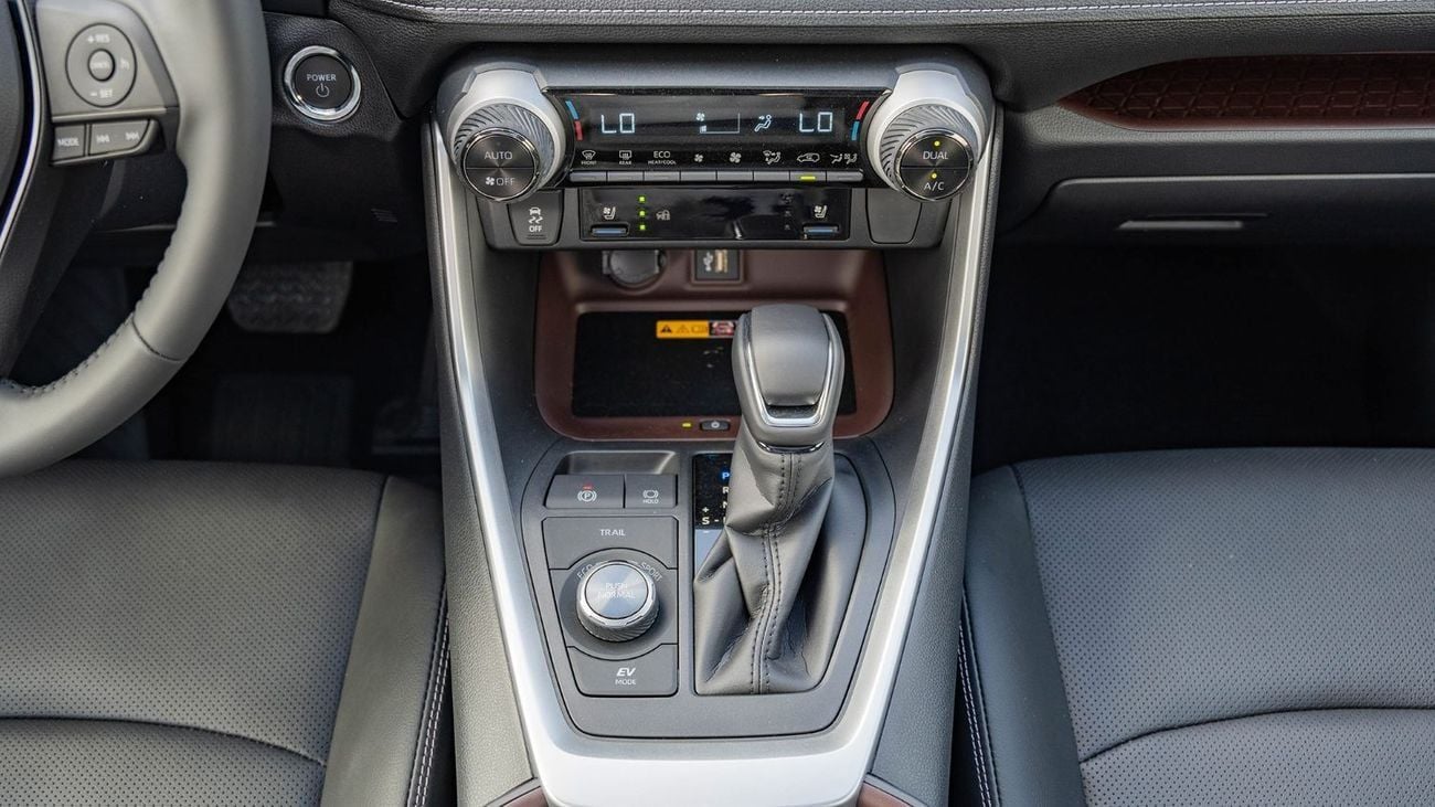 تويوتا راف ٤ 2025 Toyota RAV4 Limited 2.5L AWD AT Hybrid (Black)