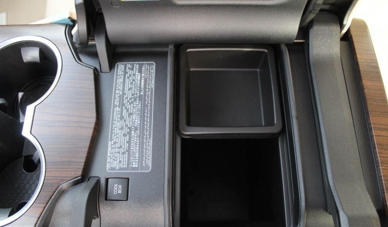 Toyota Land Cruiser LAND CRUISER GXR 3.5L V6