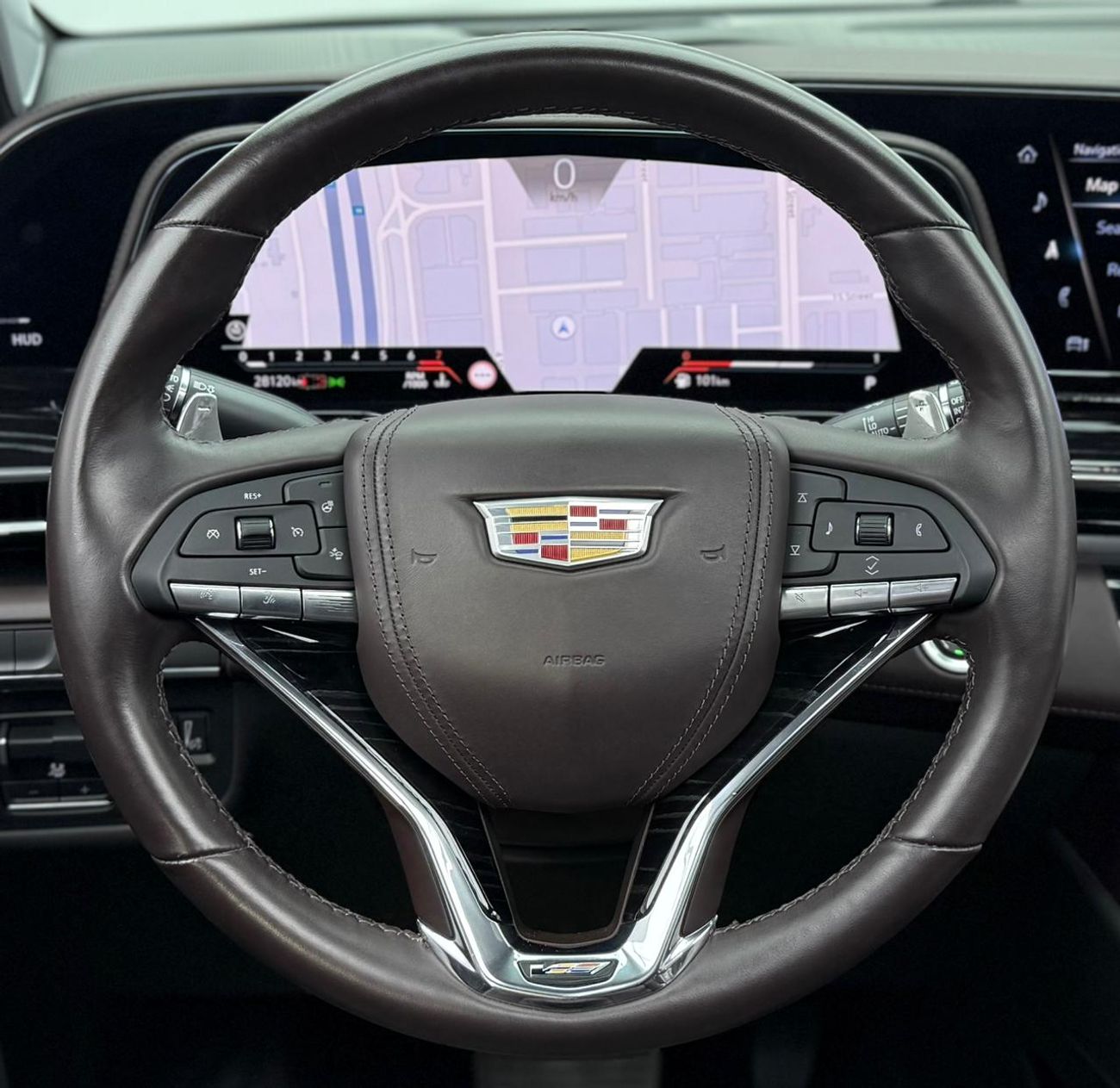 كاديلاك إسكالاد Escalade-V 6.2L 2023 Cadillac Escalade V, 2027 Cadillac Warranty + Service Pack, Very Low Km, 7 Seat