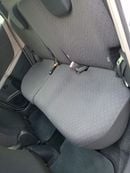 Toyota Yaris BASE