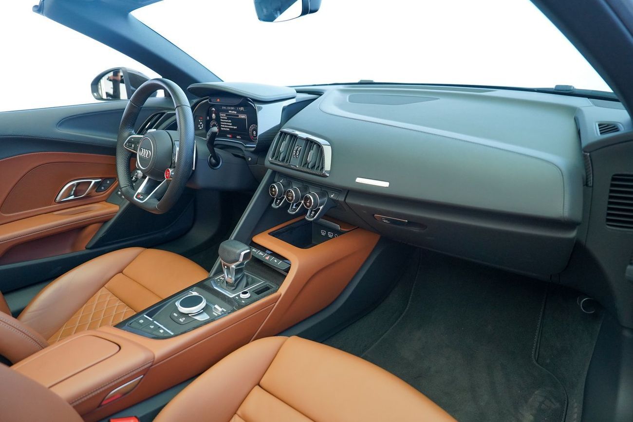 Audi R8 Spyder V10 Plus 5.2L