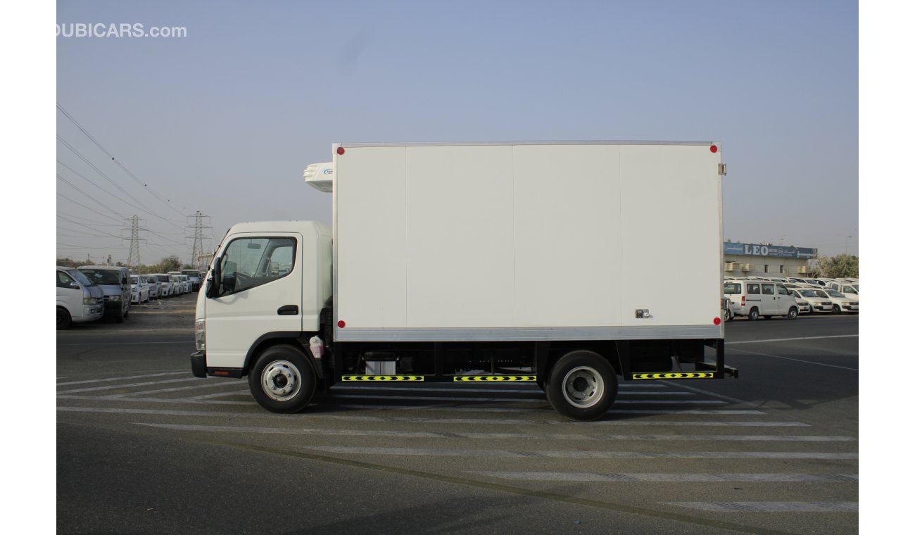 ميتسوبيشي كانتر FUSO / 4.2 TON / 4.2L V6 DIESEL 2023 (CODE # 9068)