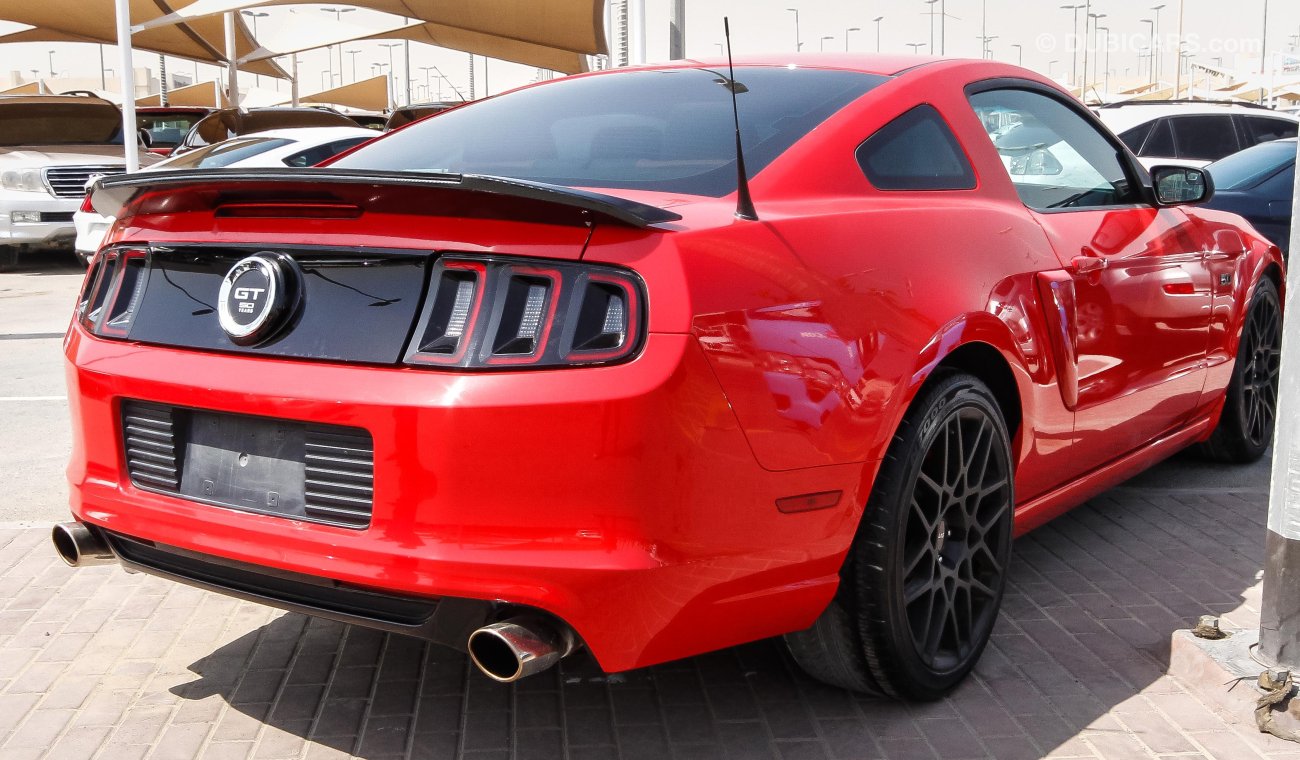 Ford Mustang With GT kit  5.0 badge