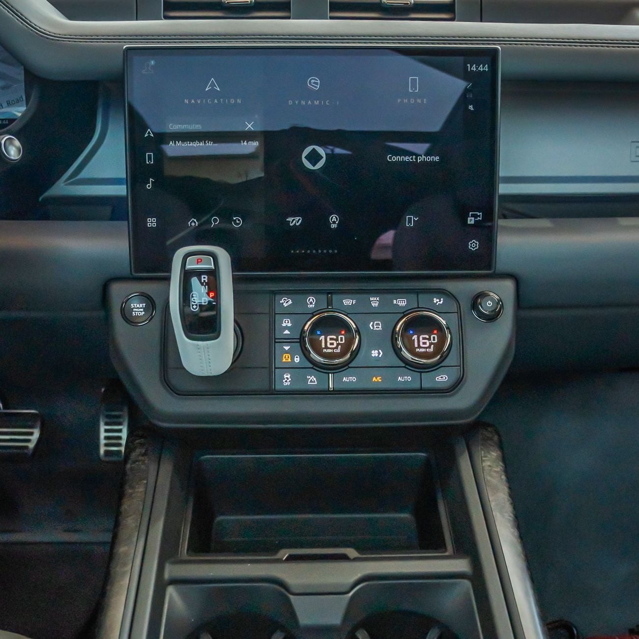 Land Rover Defender 110 OCTA EDITION ONE P635
