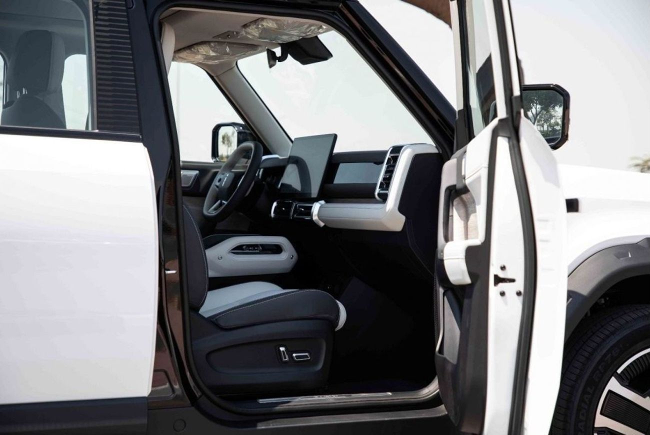 شيري iCar 03 2024 ICAR EQ3 V3 High Performance 4WD - White inside White | Export price