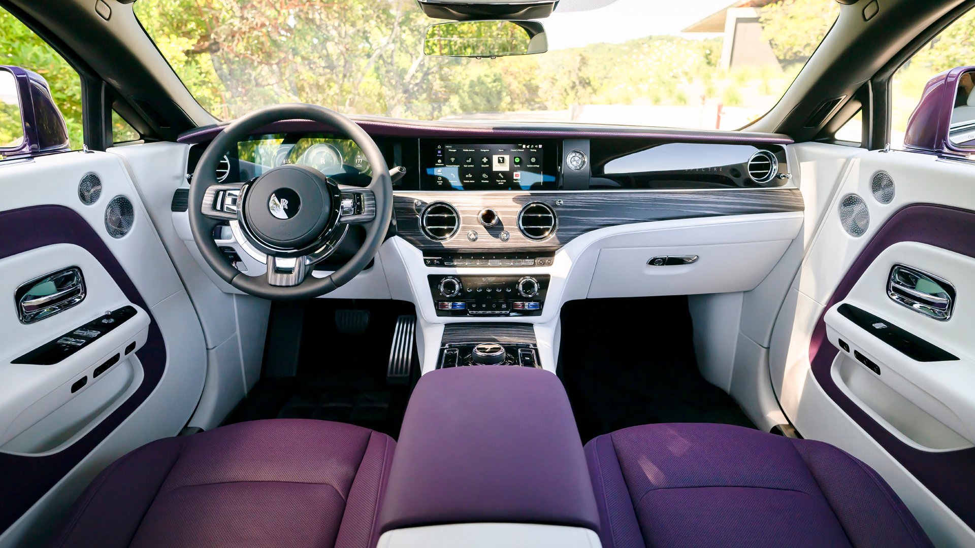 Rolls-Royce Spectre interior - Cockpit