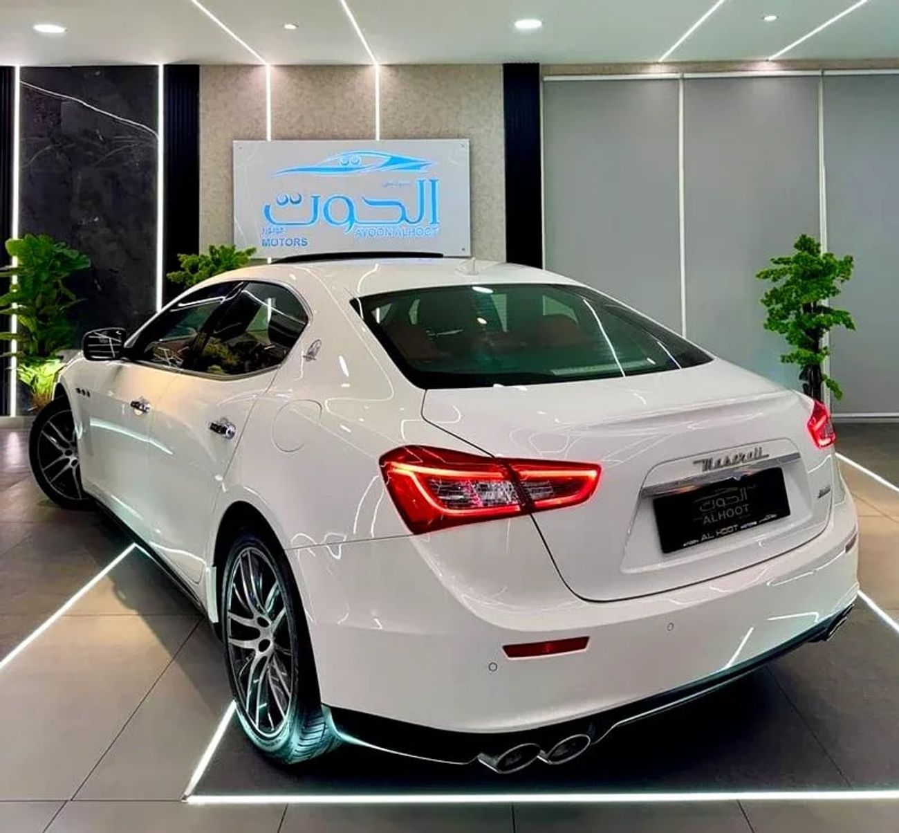 مازيراتي جيبلي S Q4 3.0L (345 HP)