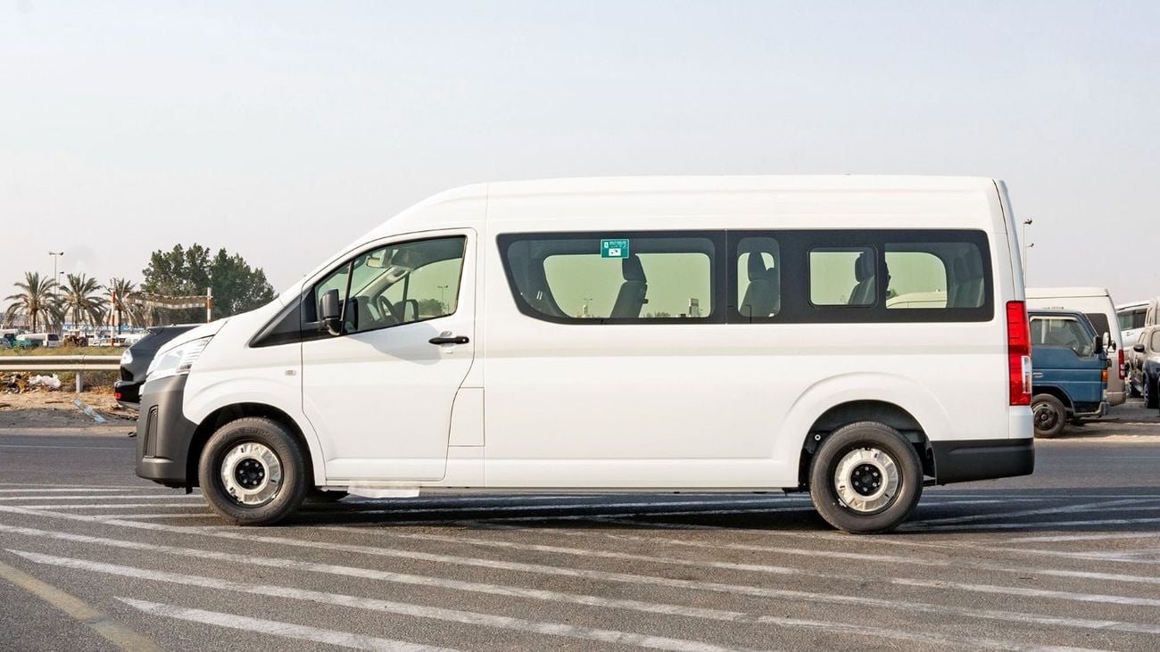 تويوتا هاياس 2026 Toyota Hiace 3.5L Petrol MT High Roof GCC