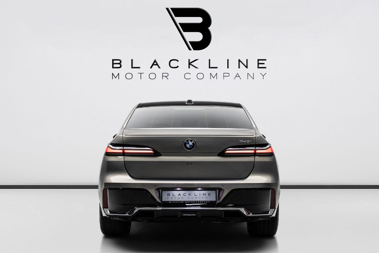 بي أم دبليو 740i 2023 BMW 740i, February 2028 BMW Warranty + Service Contract, Low KMs, GCC