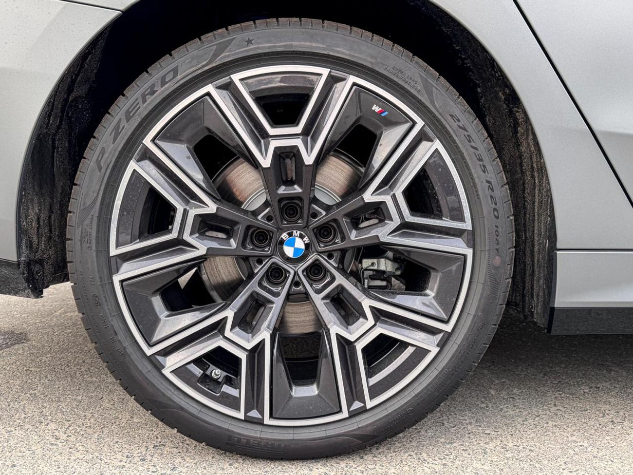 بي أم دبليو 530i BMW 5-Series 530i PREMIUM EDITION M SPORT PACKAGE