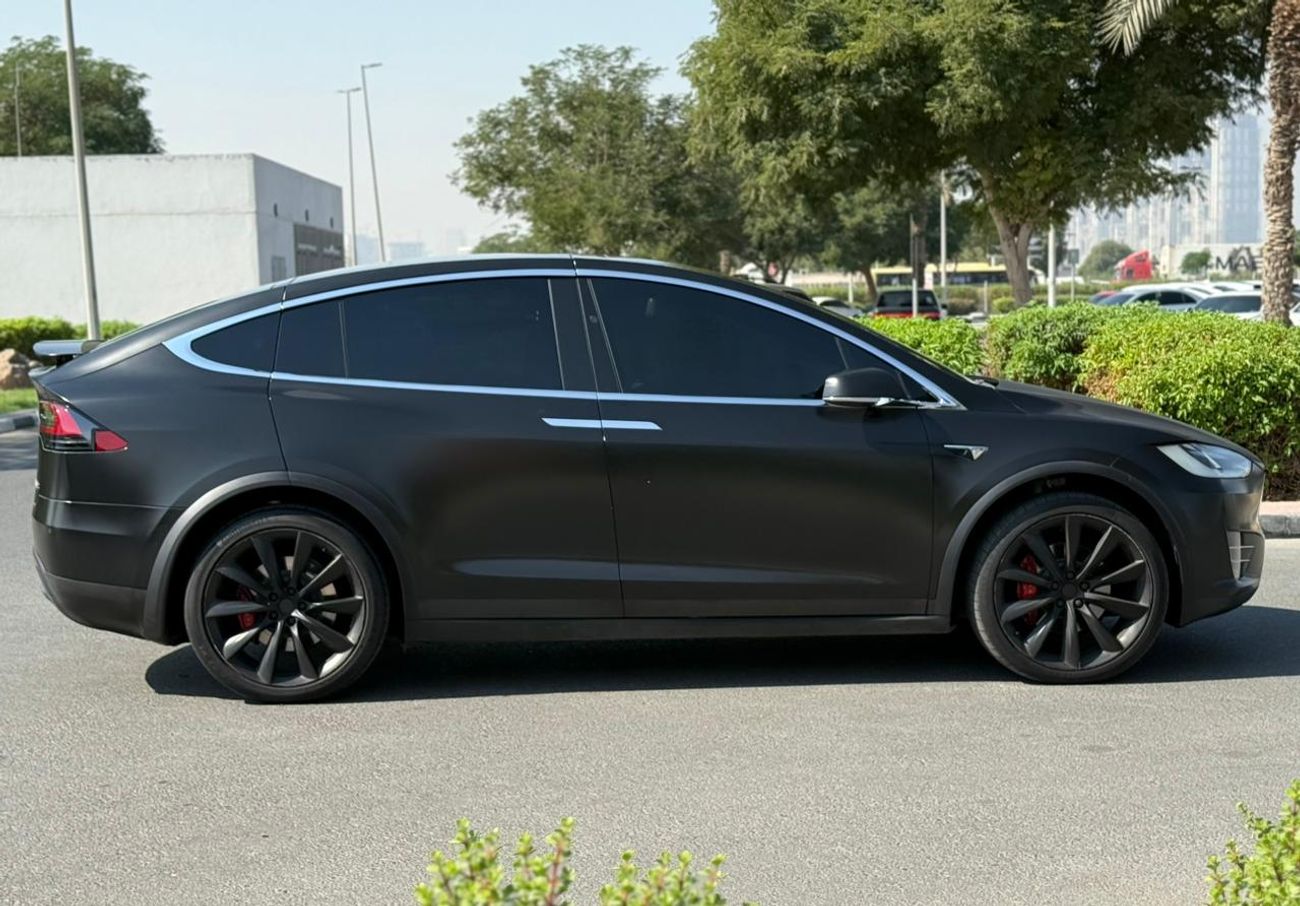 تسلا موديل اكس Long Range (AWD)