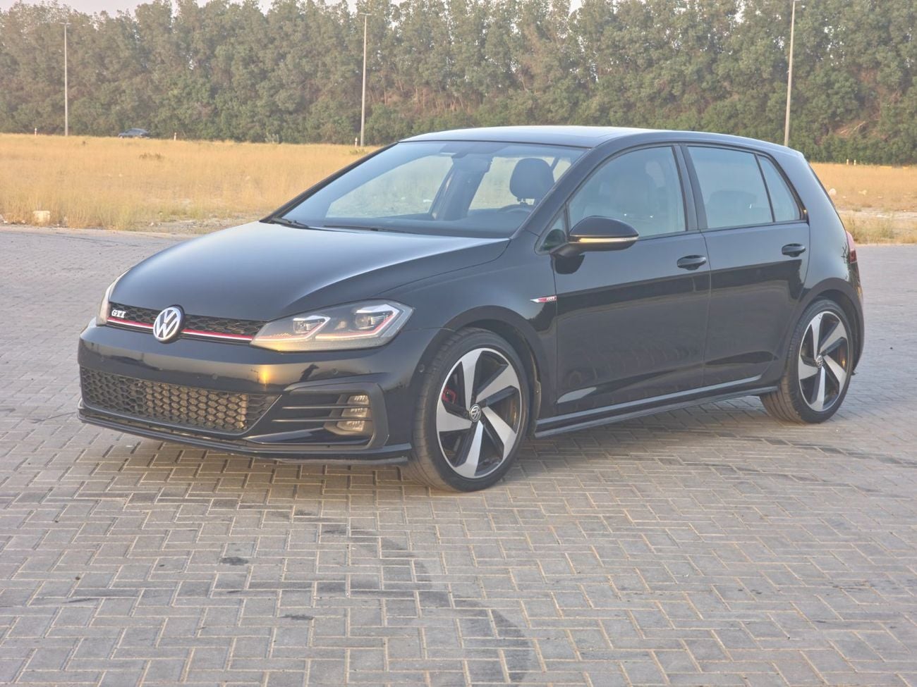 Volkswagen Golf GTI